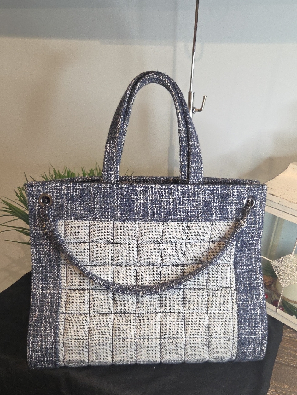 Kooreloo Large Denim Tote - Picture 3 of 6